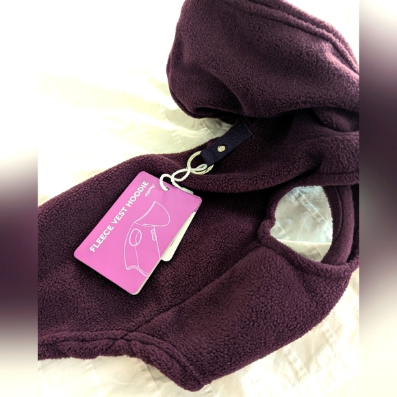 Gooby Hooded Hoodie Fleece Dog Vest With Leash Attachment - Picture 8 of 10